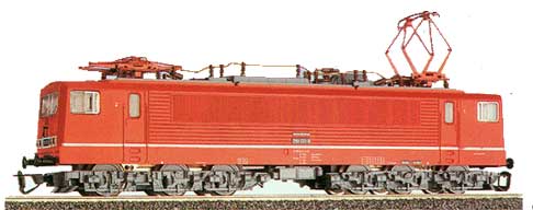 Electric locomotive BR 250<br /><a href='images/pictures/Tillig/02330.jpg' target='_blank'>Full size image</a>